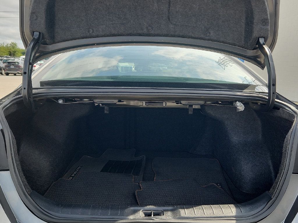 Used 2023 Nissan Altima 2.5 SR FWD image 22