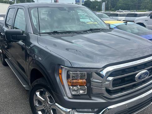 Used 2022 Ford F150 XLT w/ Equipment Group 302A High AWD/4WD image 2