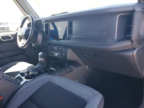 Used 2025 Ford Bronco Big Bend image 18