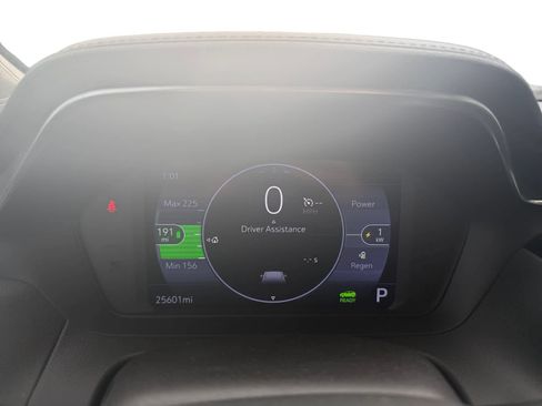 Used 2023 Chevrolet Bolt EUV LT w/ Driver Confidence Package image 14