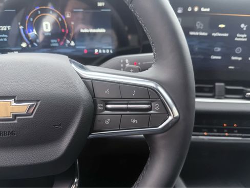 New 2026 Chevrolet Equinox LT w/ Safety and Technology Package image 19