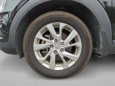 Used 2021 Hyundai Tucson SE FWD image 13