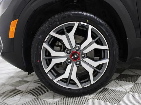 Used 2023 Kia Seltos SX w/ SX Sunroof Package AWD/4WD image 47