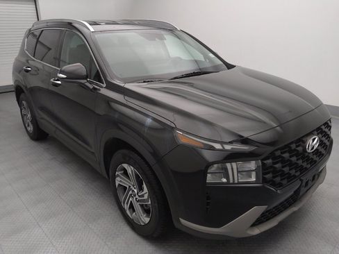 Used 2023 Hyundai Santa Fe SEL image 2