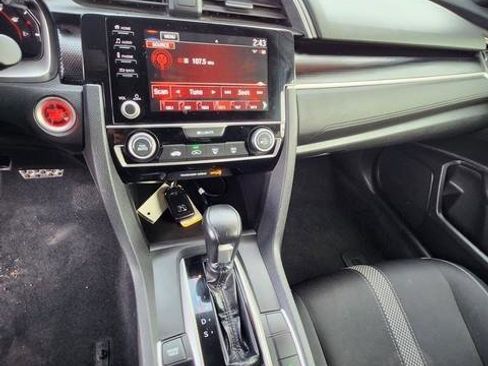 Used 2019 Honda Civic Sport image 14