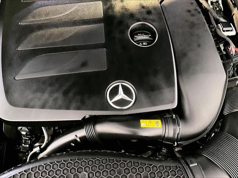 Used 2023 Mercedes-Benz E 350 4MATIC Sedan image 31