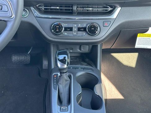 New 2025 Buick Envista Preferred w/ Convenience I Package image 9