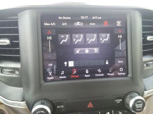 Used 2020 RAM 1500 Laramie AWD/4WD image 28