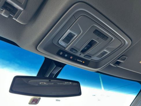 Used 2021 Chevrolet Silverado 2500 LT w/ Texas Edition image 24