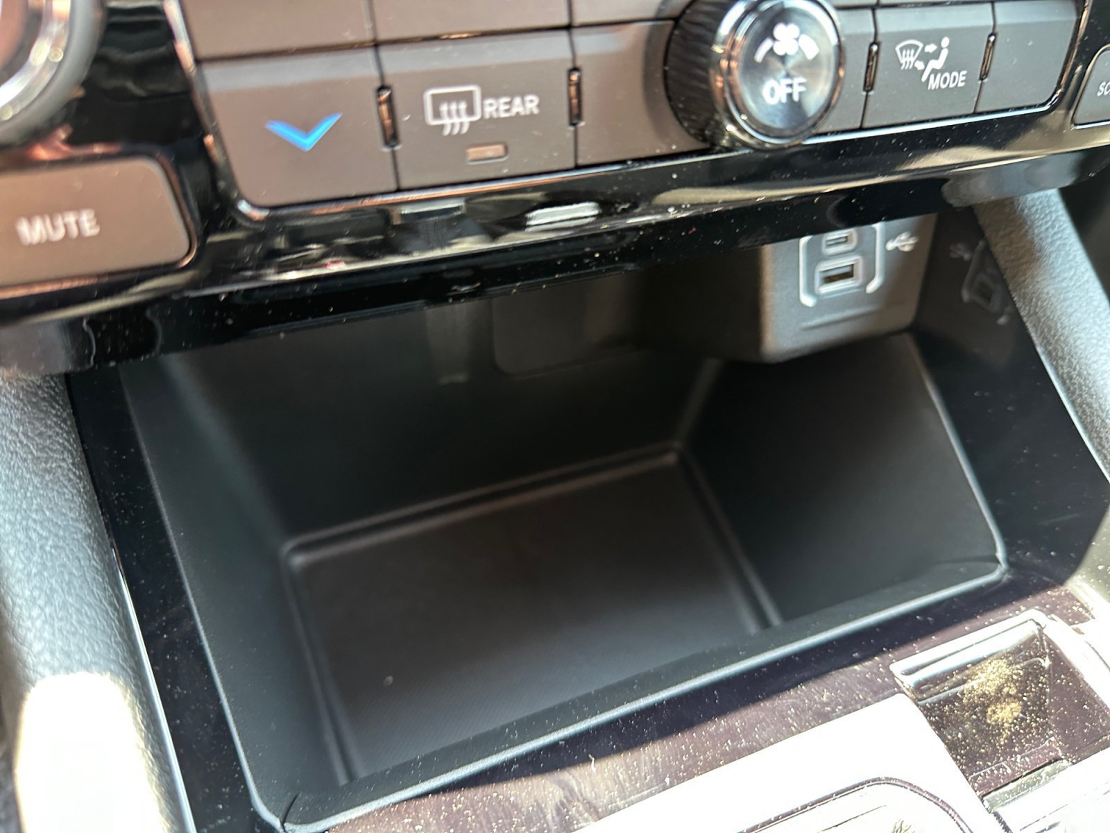 New 2026 Jeep Compass Latitude AWD/4WD image 31
