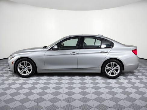 Used 2016 BMW 328i xDrive Sedan AWD/4WD image 2