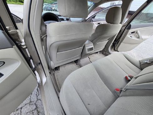 Used 2007 Toyota Camry XLE FWD image 23