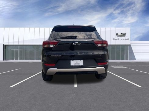 Used 2023 Chevrolet TrailBlazer LT FWD image 7