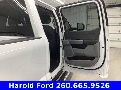 Used 2023 Ford F250 XLT w/ FX4 Off-Road Package image 9