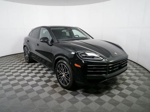 New 2026 Porsche Cayenne Coupe image 30