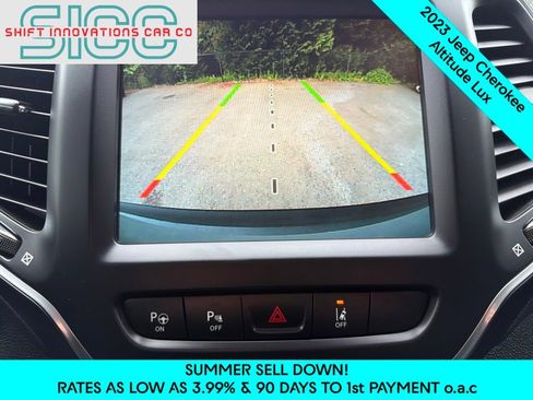 Used 2023 Jeep Cherokee Altitude Lux AWD/4WD image 17