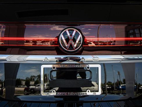 New 2026 Volkswagen Atlas SEL AWD/4WD image 17