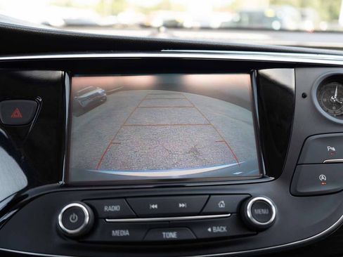 Used 2019 Buick Envision Essence FWD image 24