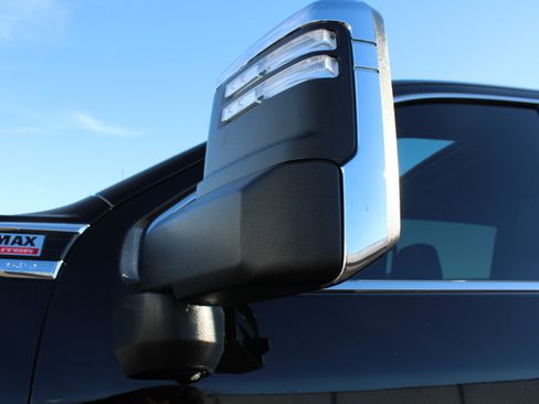 Used 2023 GMC Sierra 2500 Denali w/ Denali Black Diamond Edition image 64