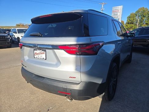 Used 2022 Chevrolet Traverse RS w/ LPO, Floor Liner Package image 10