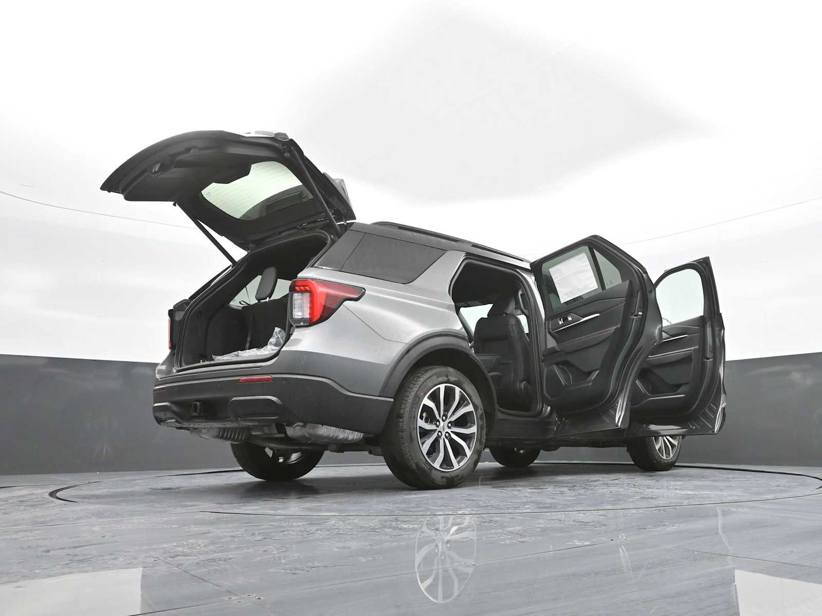 New 2026 Ford Explorer ST-Line AWD/4WD image 73