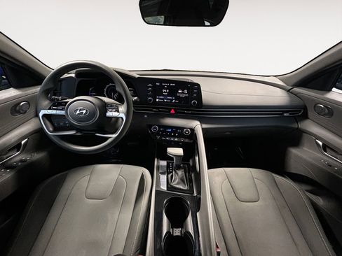 Used 2023 Hyundai Elantra Blue w/ Cargo Package image 13