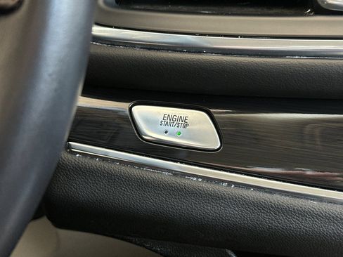 Used 2023 Buick Enclave Essence FWD image 22