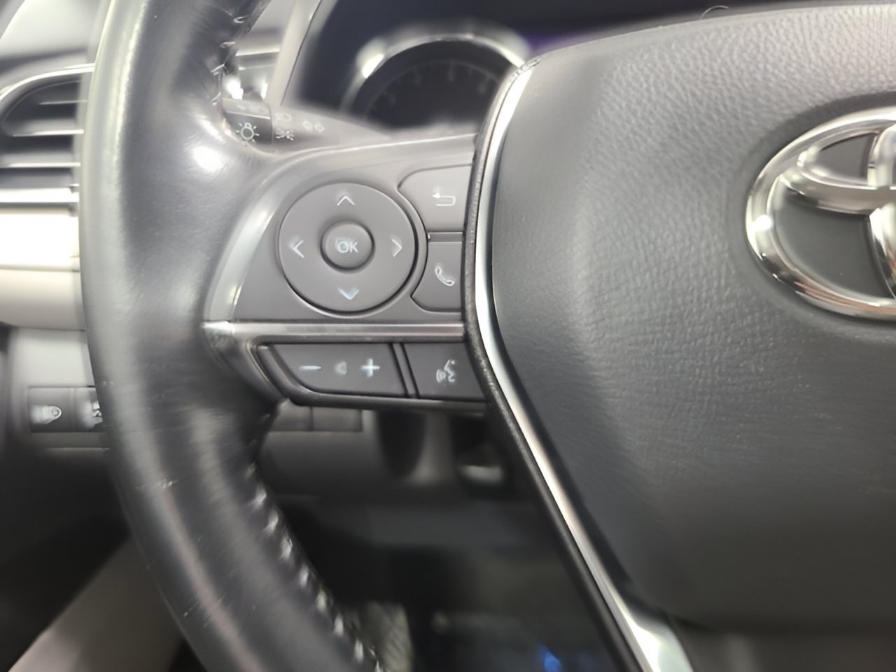 Used 2020 Toyota Camry XLE AWD/4WD image 24