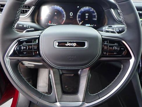 New 2025 Jeep Grand Cherokee Overland w/ Luxury Tech Group IV image 16