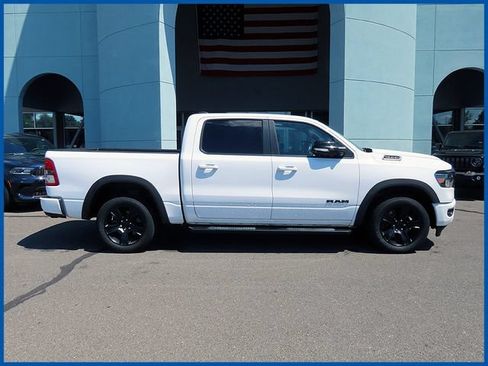 Used 2021 RAM 1500 Big Horn AWD/4WD image 2