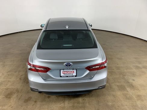 Used 2023 Toyota Camry XLE FWD image 11