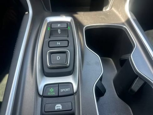 Used 2022 Honda Accord Touring image 29