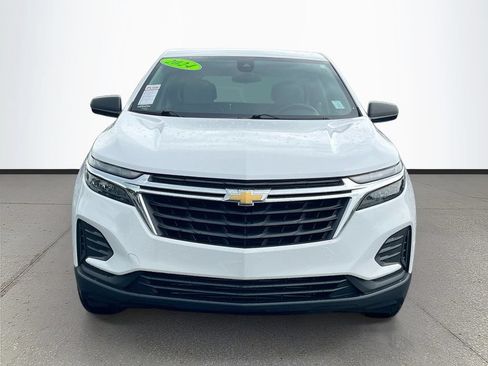 Used 2024 Chevrolet Equinox LS FWD image 2