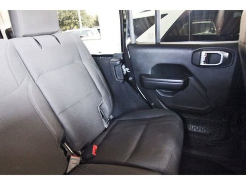 Used 2020 Jeep Wrangler Unlimited Sport S AWD/4WD image 10