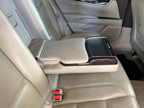 Used 2017 Cadillac XTS Luxury image 28