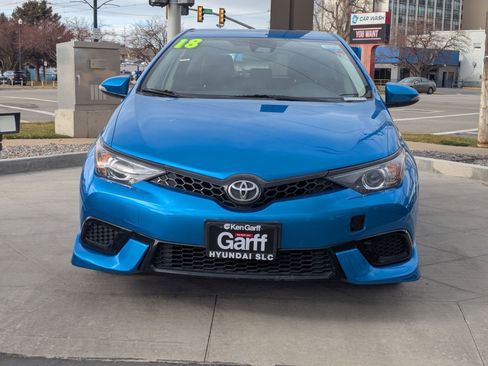 Used 2018 Toyota Corolla iM image 10