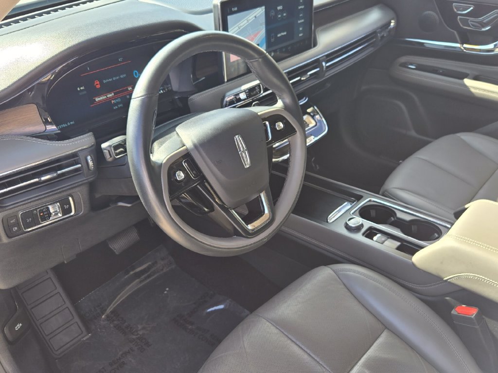 Used 2024 Lincoln Corsair Grand Touring AWD/4WD image 5