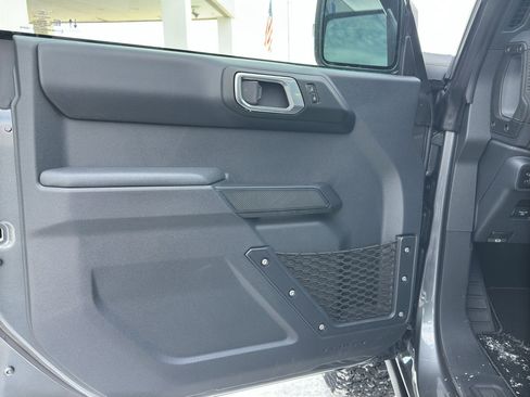 New 2025 Ford Bronco Badlands image 10