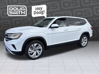 Used 2022 Volkswagen Atlas SE w/ Panoramic Sunroof Package