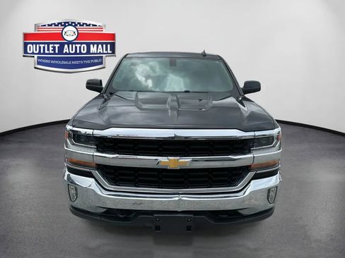 Used 2018 Chevrolet Silverado 1500 LT w/ LT Eassist Package AWD/4WD image 8