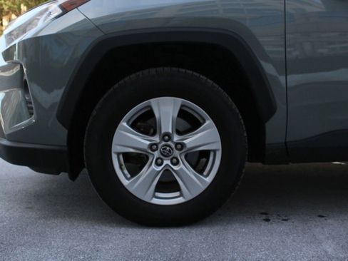 Used 2019 Toyota RAV4 XLE w/ Convenience Package image 10