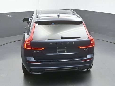 Used 2024 Volvo XC60 B5 Core AWD/4WD image 47
