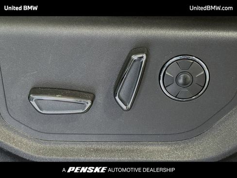 Used 2018 Ford F150 Platinum w/ Equipment Group 701A Luxury image 4