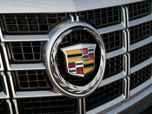 Used 2015 Cadillac XTS Luxury AWD/4WD image 10