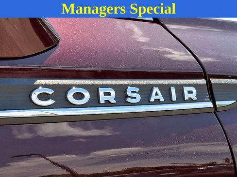 Used 2021 Lincoln Corsair FWD w/ Premium Package image 31