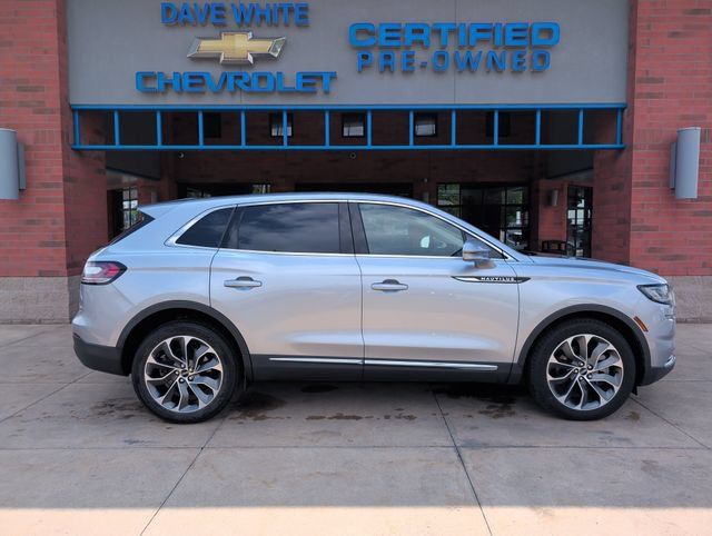 Used 2023 Lincoln Nautilus Reserve AWD/4WD image 10