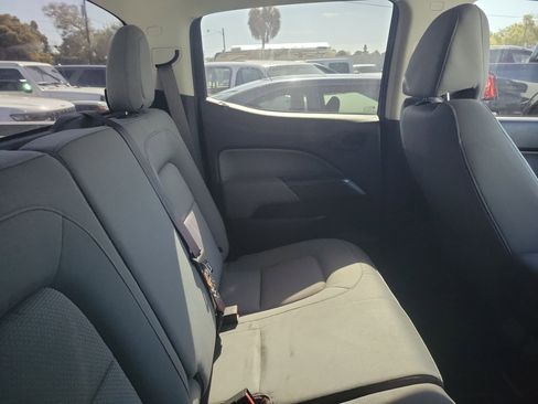 Used 2019 Chevrolet Colorado W/T w/ WT Convenience Package RWD image 7