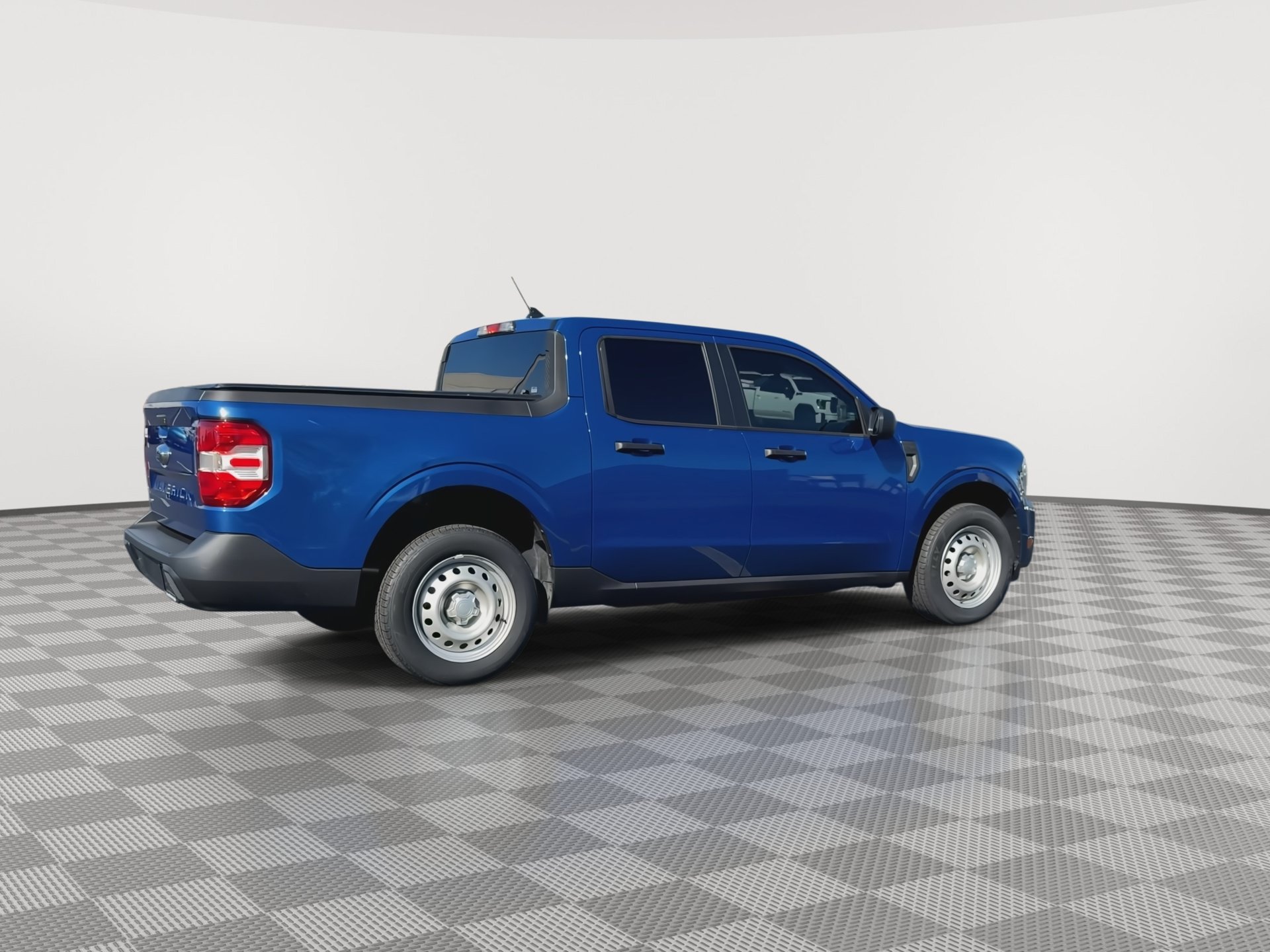 Used 2024 Ford Maverick XL FWD image 8