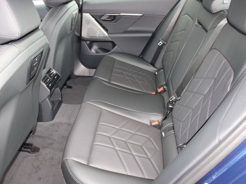 Used 2026 BMW 530i w/ M Sport Package RWD image 23