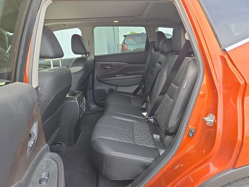 Used 2022 Nissan Murano Platinum w/ Cargo Package image 17